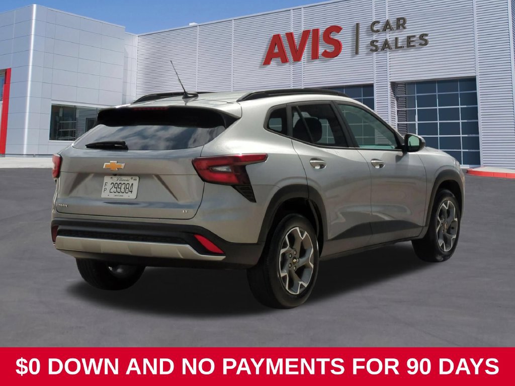 Used 2025 Chevrolet Trax LT w/ LT Convenience Package FWD image 6