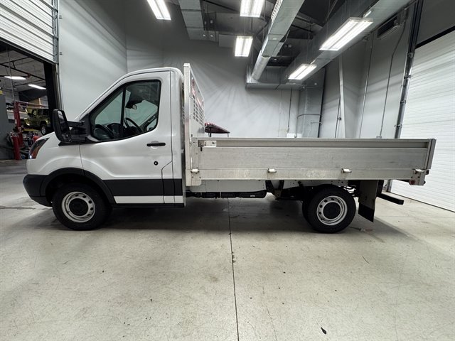 Used 2019 Ford Transit 250 138 RWD image 5