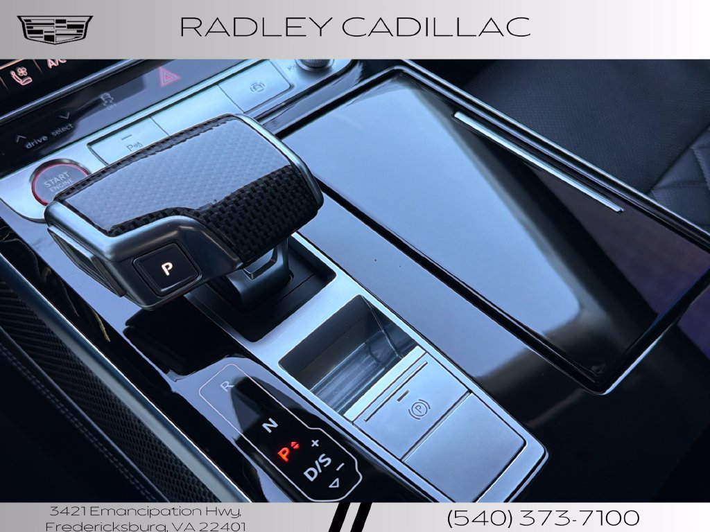 Used 2022 Audi S8 w/ S8 Comfort Plus Package AWD/4WD image 10