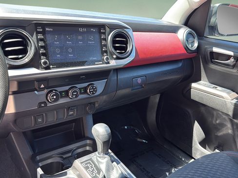 Used 2023 Toyota Tacoma SR5 w/ SR5 Appearance Package RWD image 22