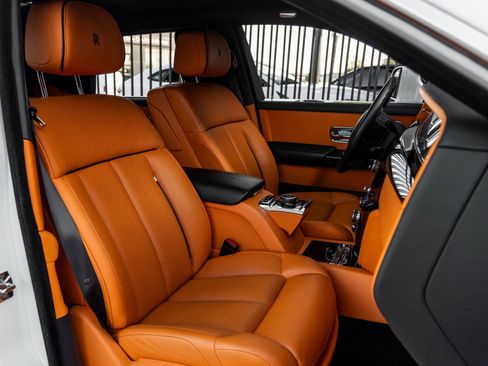 Used 2022 Rolls-Royce Phantom Extended Wheelbase image 58