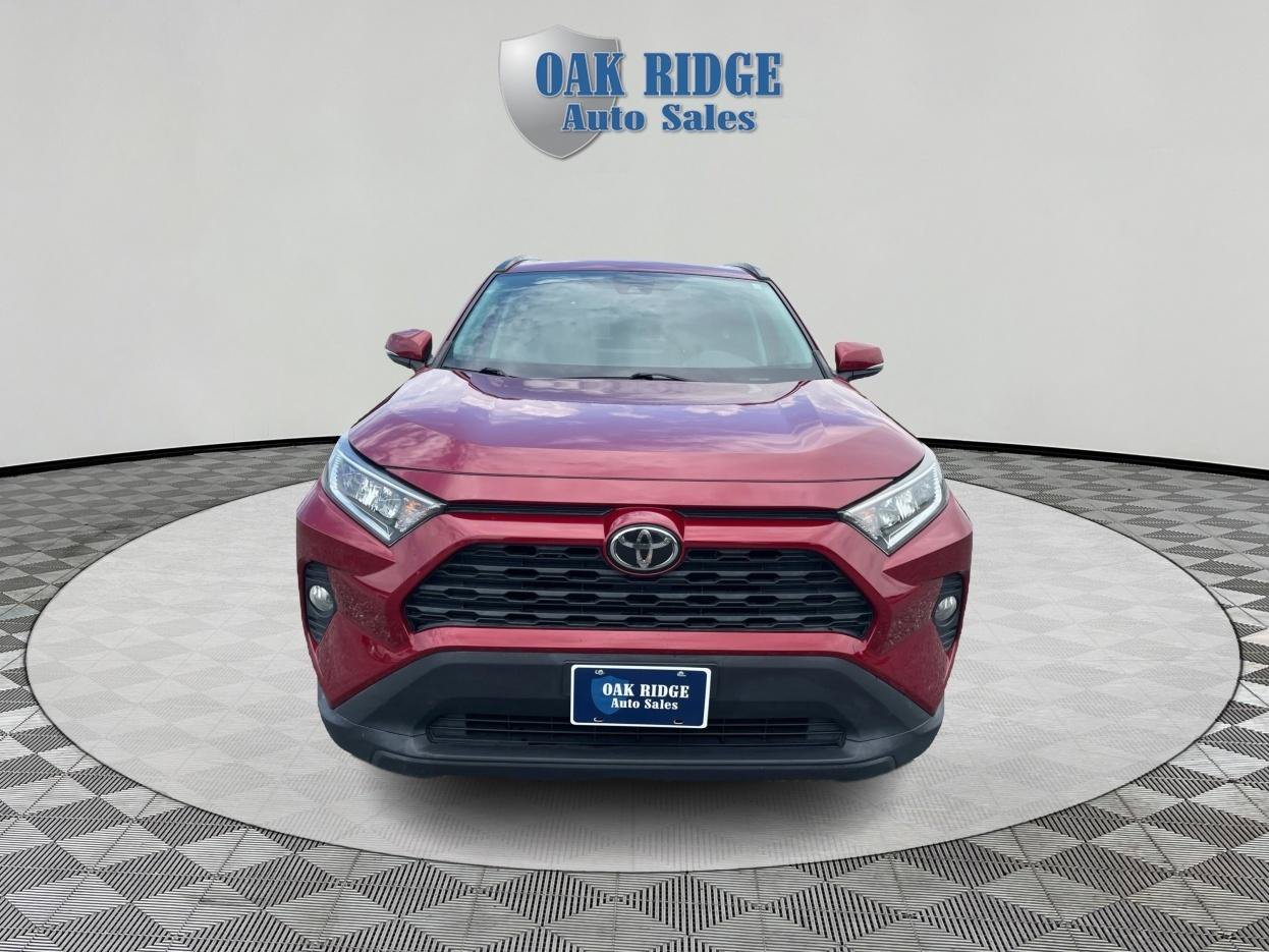 Used 2019 Toyota RAV4 XLE w/ Convenience Package AWD/4WD image 2