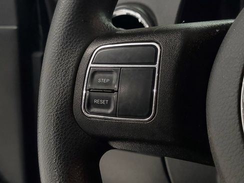 Used 2014 Jeep Compass Sport FWD image 14