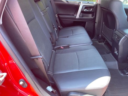 Used 2022 Toyota 4Runner Limited RWD image 18