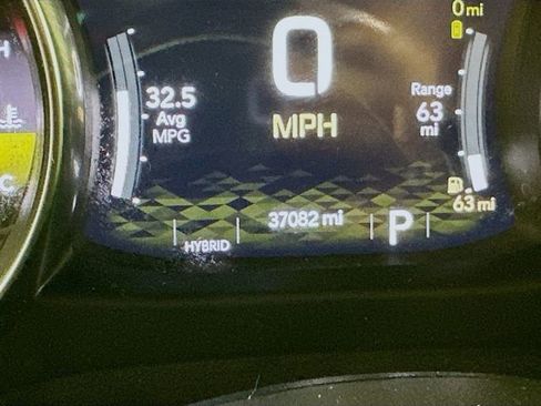 Used 2022 Jeep Wrangler Unlimited Sahara w/ Cold Weather Group image 14