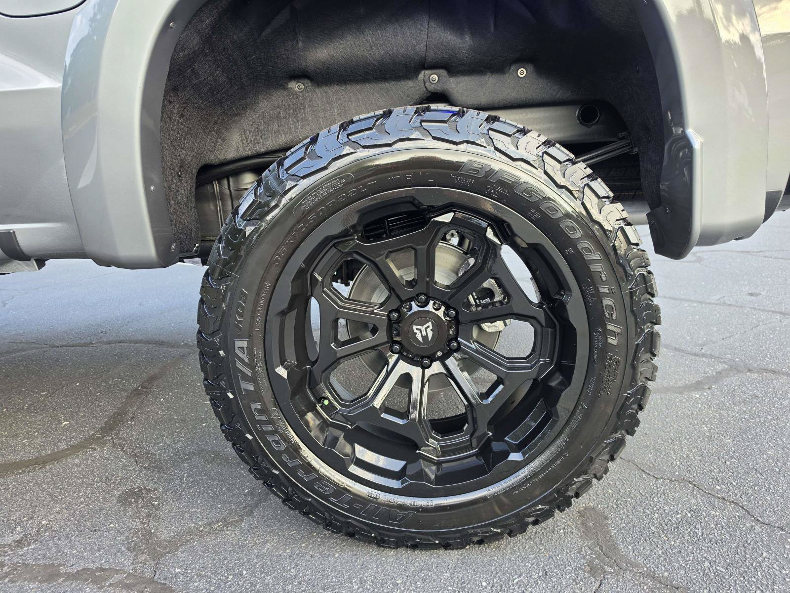 New 2026 Chevrolet Silverado 1500 RST AWD/4WD image 7