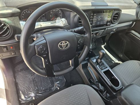 Used 2022 Toyota Tacoma SR RWD image 26