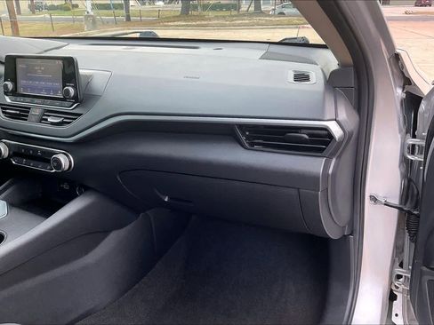 Used 2023 Nissan Altima 2.5 S image 15