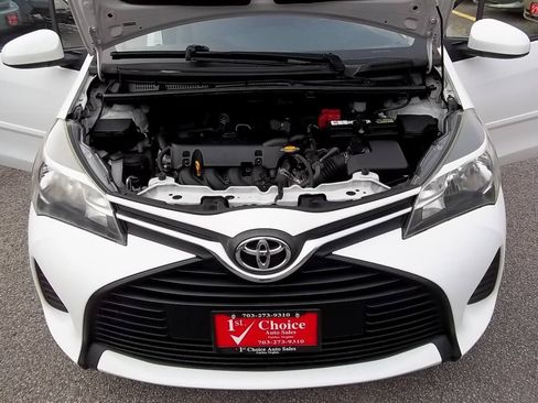 Used 2015 Toyota Yaris L FWD image 19