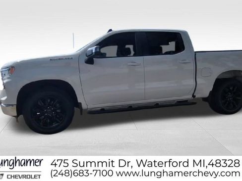 Used 2022 Chevrolet Silverado 1500 LT AWD/4WD image 5