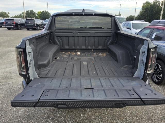 Used 2025 GMC Hummer EV 2X AWD/4WD image 10