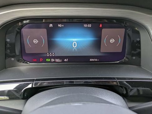Certified 2025 Volkswagen Atlas Cross Sport SE AWD/4WD image 29