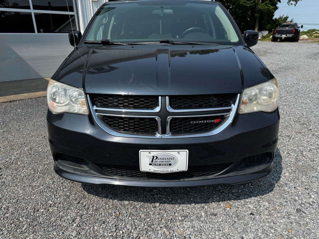 Used 2014 Dodge Grand Caravan SXT w/ Security Group FWD image 3