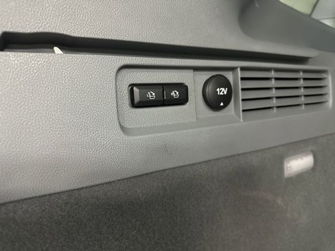 Used 2022 Lincoln Nautilus Reserve w/ Luxury Package image 28