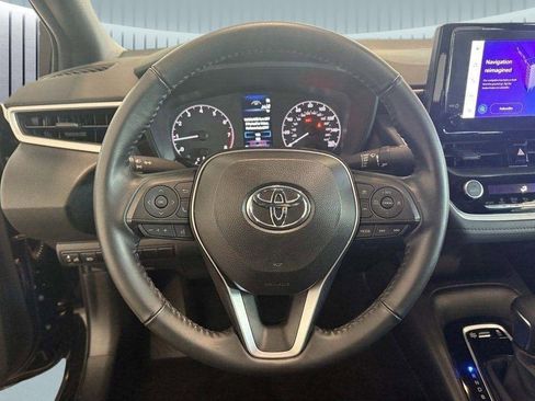 Used 2025 Toyota Corolla SE image 10