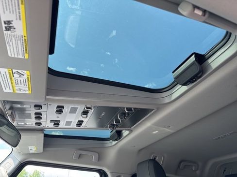 New 2025 INEOS Grenadier Fieldmaster Edition image 23