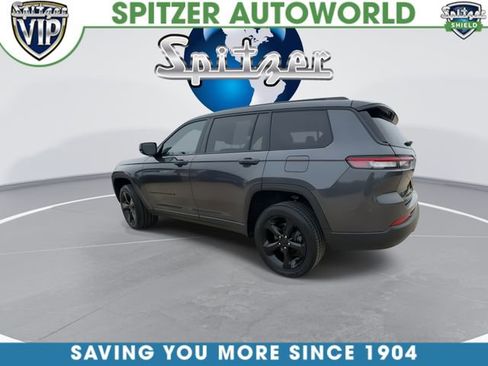 Used 2023 Jeep Grand Cherokee L Laredo image 7