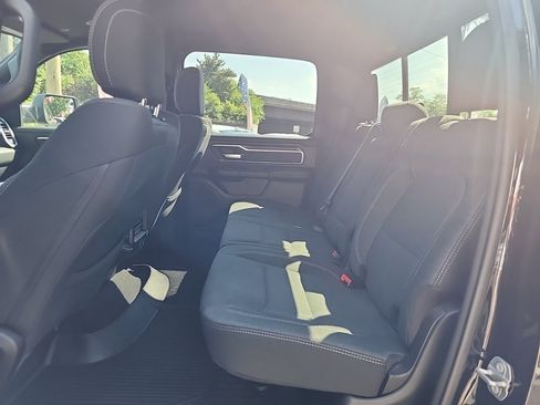 Used 2020 RAM 1500 Big Horn AWD/4WD image 38