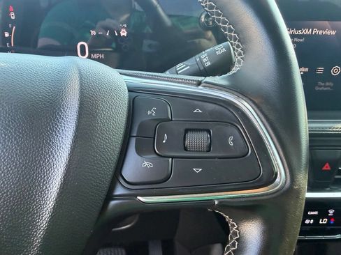 Used 2024 Buick Encore GX Avenir AWD/4WD image 34
