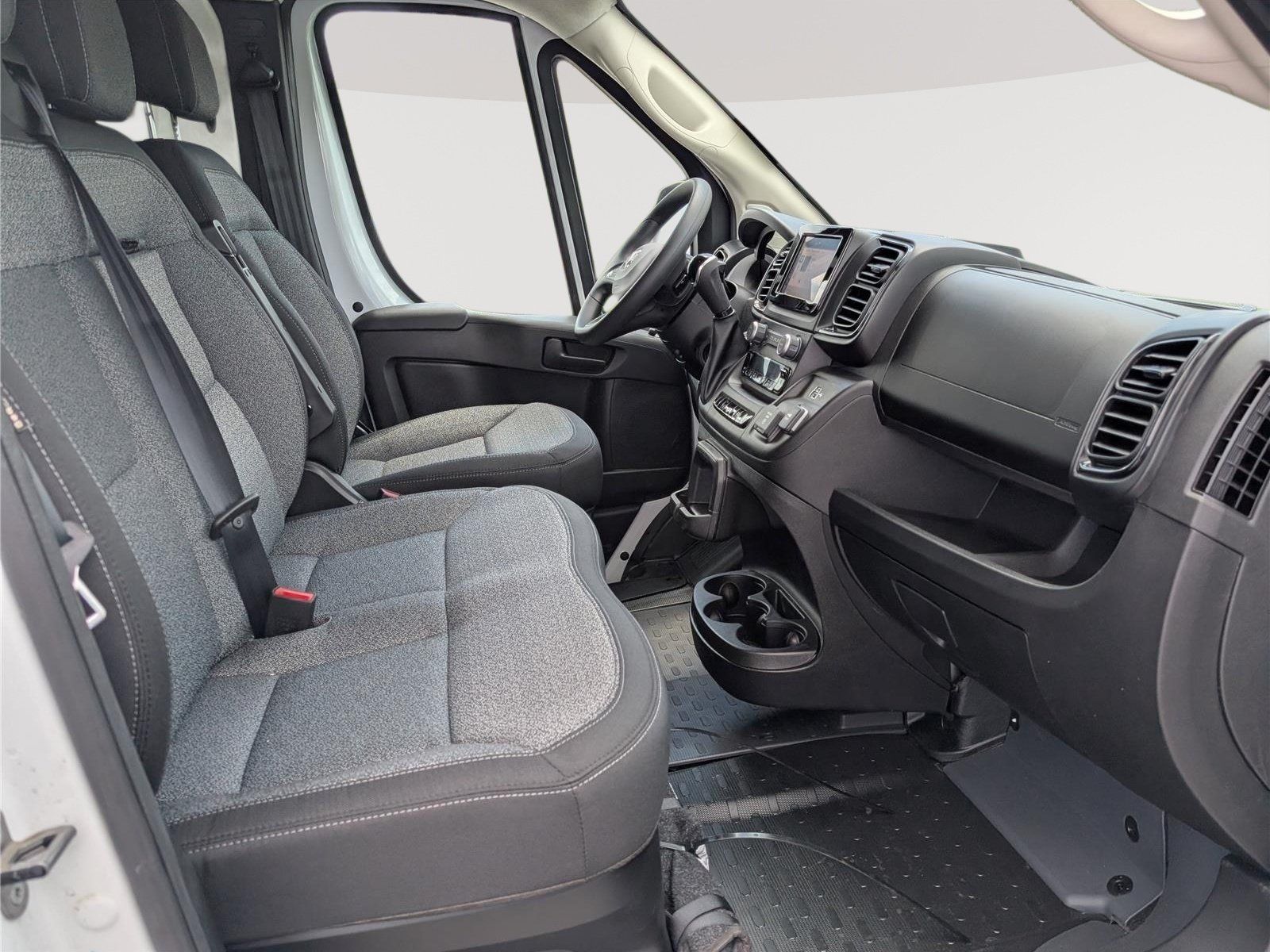 New 2026 RAM ProMaster 1500 w/ Convenience Group FWD image 6