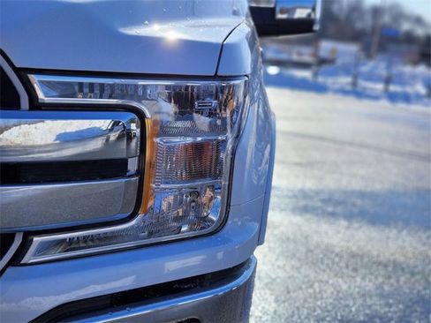Used 2020 Ford F150 Lariat image 10