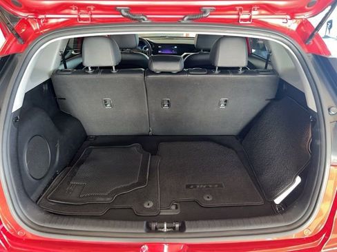 Used 2022 Kia Niro EX image 17