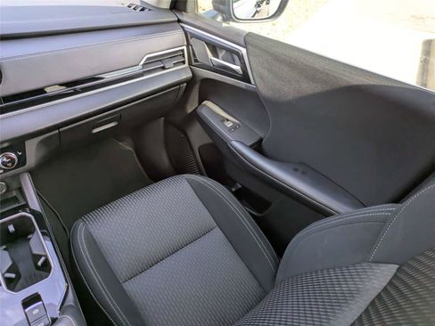 Used 2025 Mitsubishi Outlander ES AWD/4WD image 18
