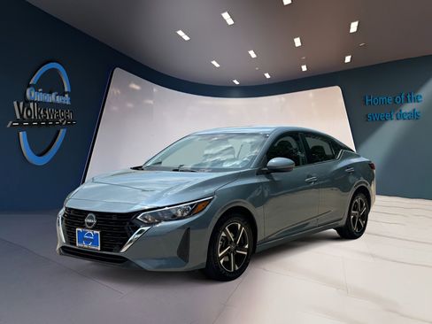 Used 2024 Nissan Sentra SV FWD image 7