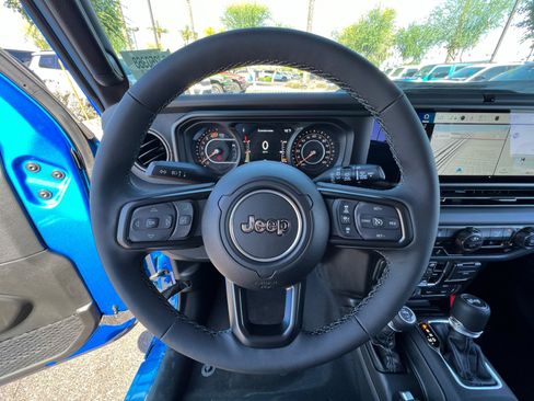 New 2025 Jeep Wrangler Rubicon w/ Steel Bumper Group image 9