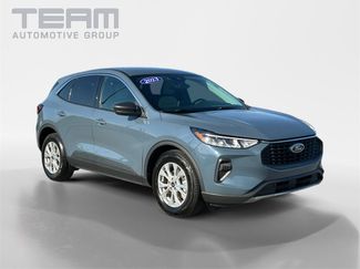 Used 2023 Ford Escape Active video 1