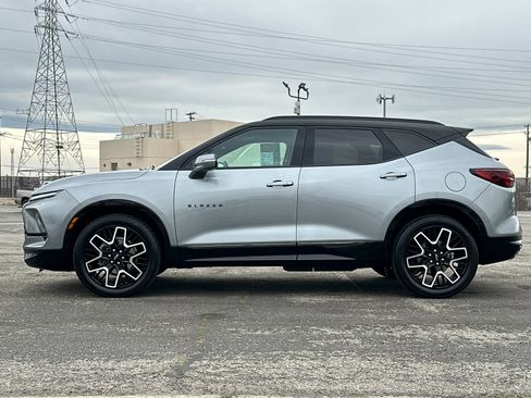 Used 2023 Chevrolet Blazer RS w/ Enhanced Convenience Package image 7