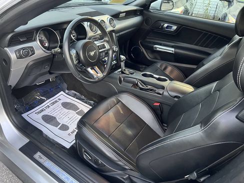 Used 2018 Ford Mustang GT Premium image 14