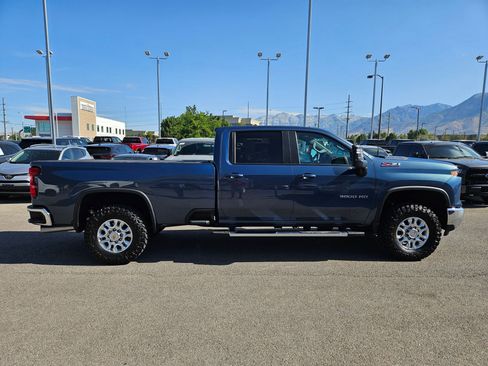 Used 2025 Chevrolet Silverado 3500 LT w/ All Star Edition AWD/4WD image 2