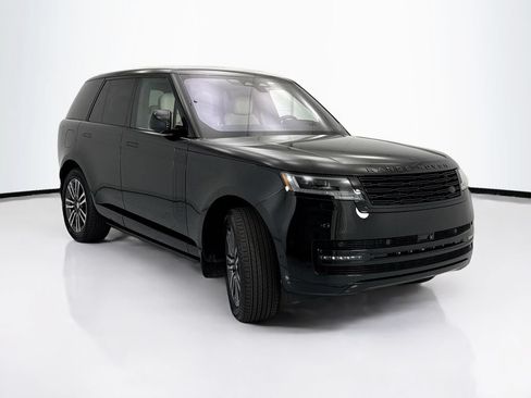Certified 2023 Land Rover Range Rover SE AWD/4WD image 3