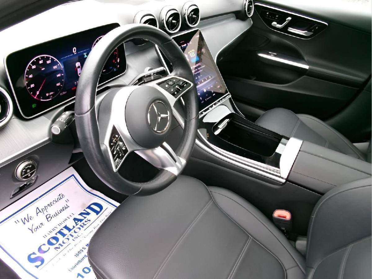 Used 2025 Mercedes-Benz C 300 Sedan image 13