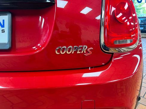 Used 2017 MINI Cooper S image 30