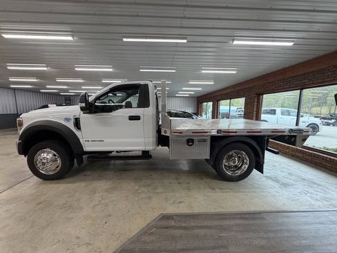 Used 2021 Ford F550 4x4 Regular Cab Super Duty image 9