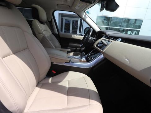 Used 2018 Land Rover Range Rover Sport HSE AWD/4WD image 15