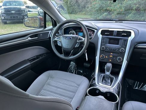 Used 2016 Ford Fusion S w/ Equipment Group 101A image 9