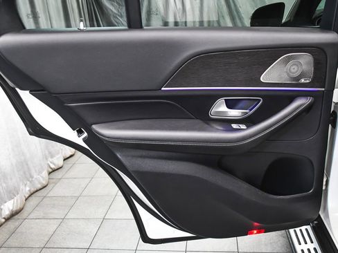 Used 2021 Mercedes-Benz GLE 350 4MATIC image 12