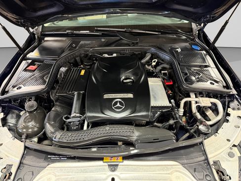 Used 2015 Mercedes-Benz C 300 4MATIC Sedan image 25