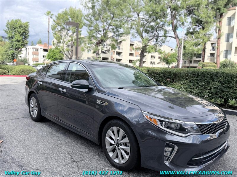 Used 2018 Kia Optima S w/ Panoramic Sunroof Package FWD image 3