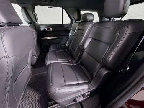 Used 2023 Ford Explorer XLT w/ Equipment Group 202A image 22