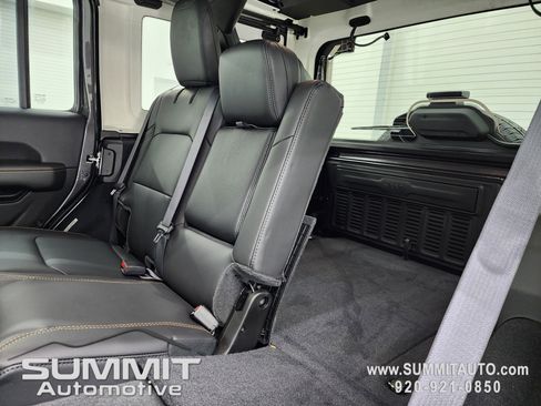 New 2025 Jeep Wrangler Sahara image 40