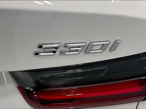 New 2026 BMW 330i xDrive Sedan w/ M Sport Package AWD/4WD image 32