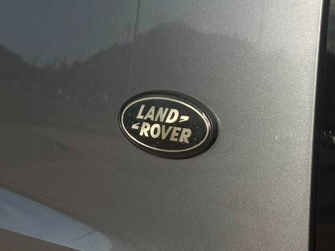 Used 2023 Land Rover Range Rover SE image 48