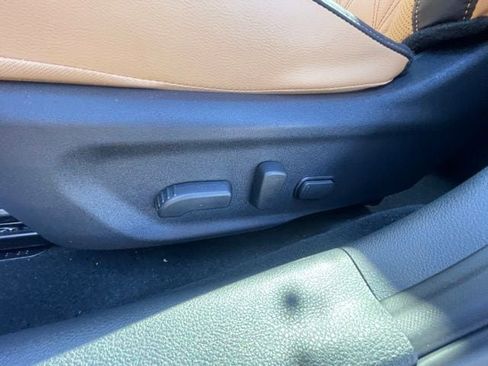 New 2025 Nissan Sentra SV w/ SV Premium Package FWD image 13