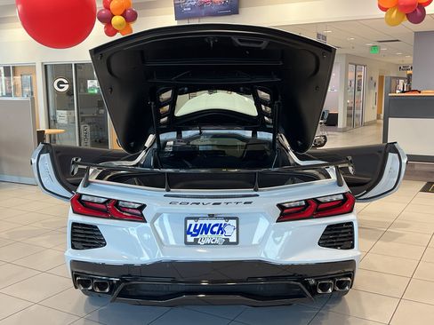 Used 2022 Chevrolet Corvette Stingray Coupe w/ 1LT image 40