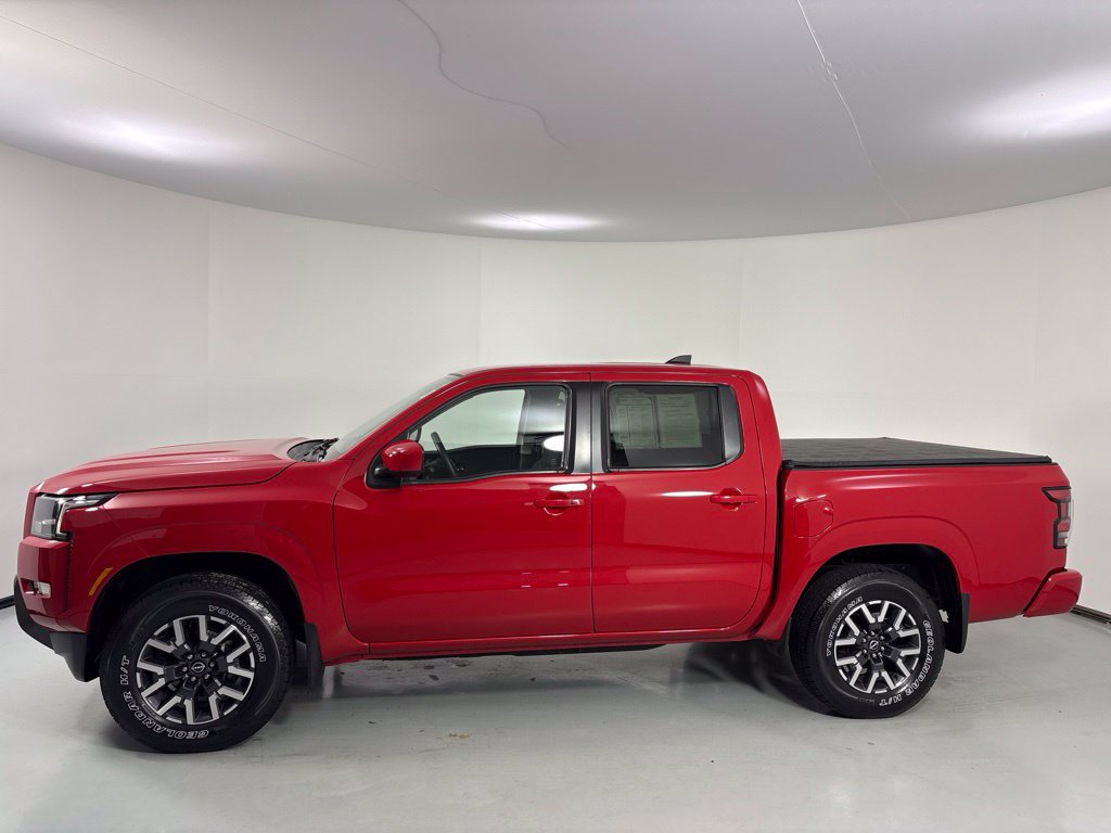 Used 2022 Nissan Frontier SV AWD/4WD image 4