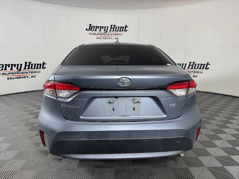 Used 2022 Toyota Corolla LE FWD image 8